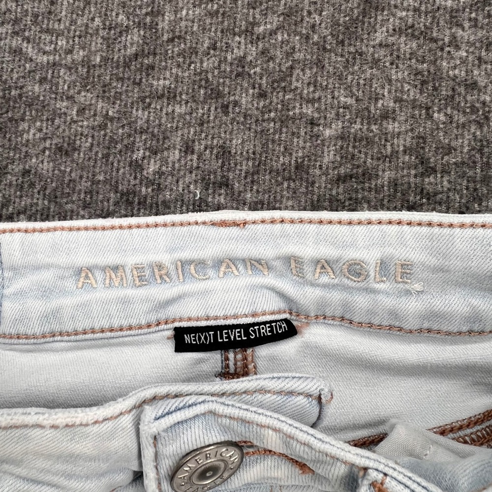 American Eagle Hi-Rise Jegging Crop Light Distressed Jean Ne(x)t Level size 2 - Picture 5 of 14